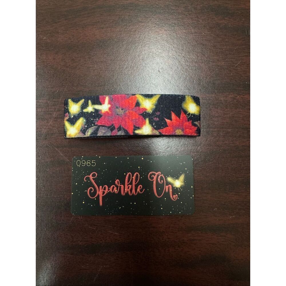 New Zox Sparkle On Christmas Poinsettias Bracelet Size Medium